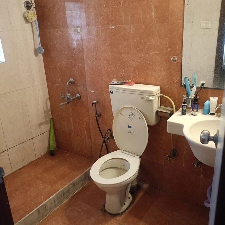 Bathroom, karia-konark-campus 4 Bedroom 2500 Sq.Ft. Apartment In Viman Nagar Pune 10109632