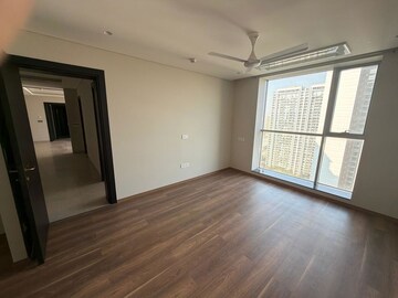 Room in 3.5 BHK Apartment at Panchshil Towers, Kharadi – for Rent