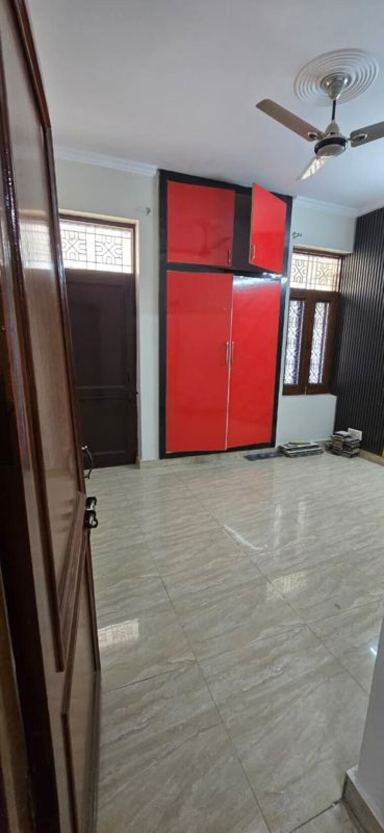 undefined, crown-plaza-mall 3 Bedroom 350 Sq.Yd. Builder Floor In Sector 15a Faridabad 10109642