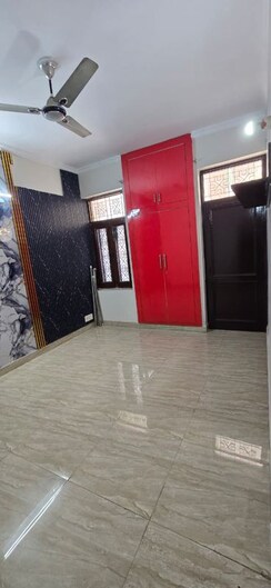 3 BHK Builder Floor For Rent in Crown Plaza Mall