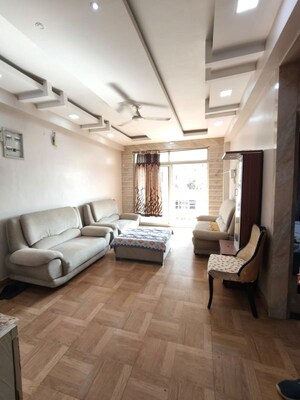 Living Room in 2 BHK Apartment at Gomti Nagar – for Rent