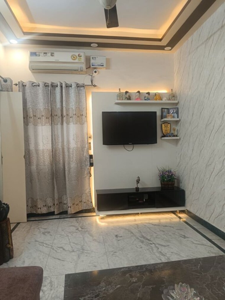 Bedroom, east of kailash 2 Bedroom 1200 Sq.Ft. Builder Floor In East Of Kailash Delhi 10109657