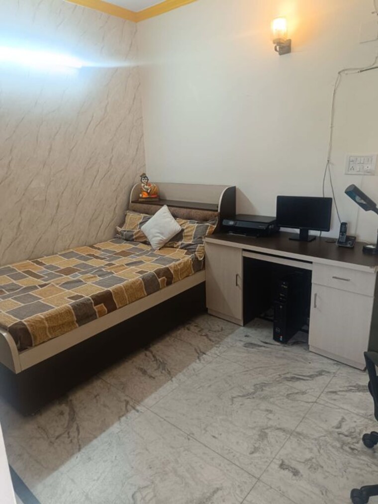 Bedroom, east of kailash 2 Bedroom 1200 Sq.Ft. Builder Floor In East Of Kailash Delhi 10109657