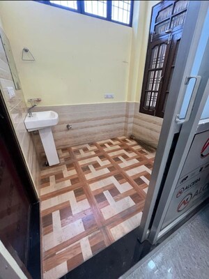 Balcony in 2 BHK Independent House at Arjunganj – for Rent