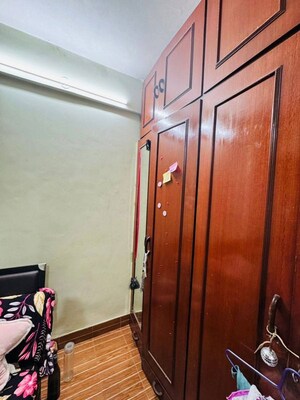 Furnished Amenities in 2 BHK Apartment at Andheri West – for Rent