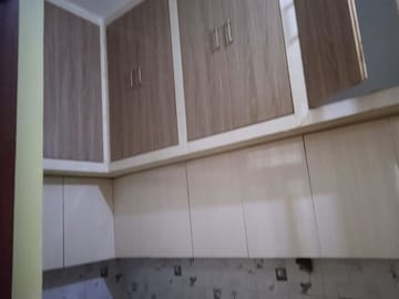 Kitchen in 2 BHK Builder Floor at Chinhat – for Rent