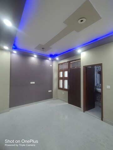 3 BHK Builder Floor For Rent in Dwarka Mor
