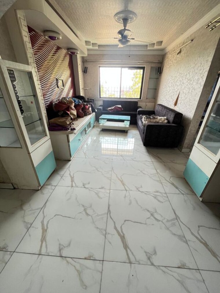 Living Room, anand-apartment-bhusari-colony 3 Bedroom 1230 Sq.Ft. Apartment In Kothrud Pune 10109680