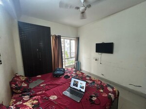 Bedroom in 2 BHK Apartment at Panchsheel Greens, Sector 16 Greater Noida – for Rent