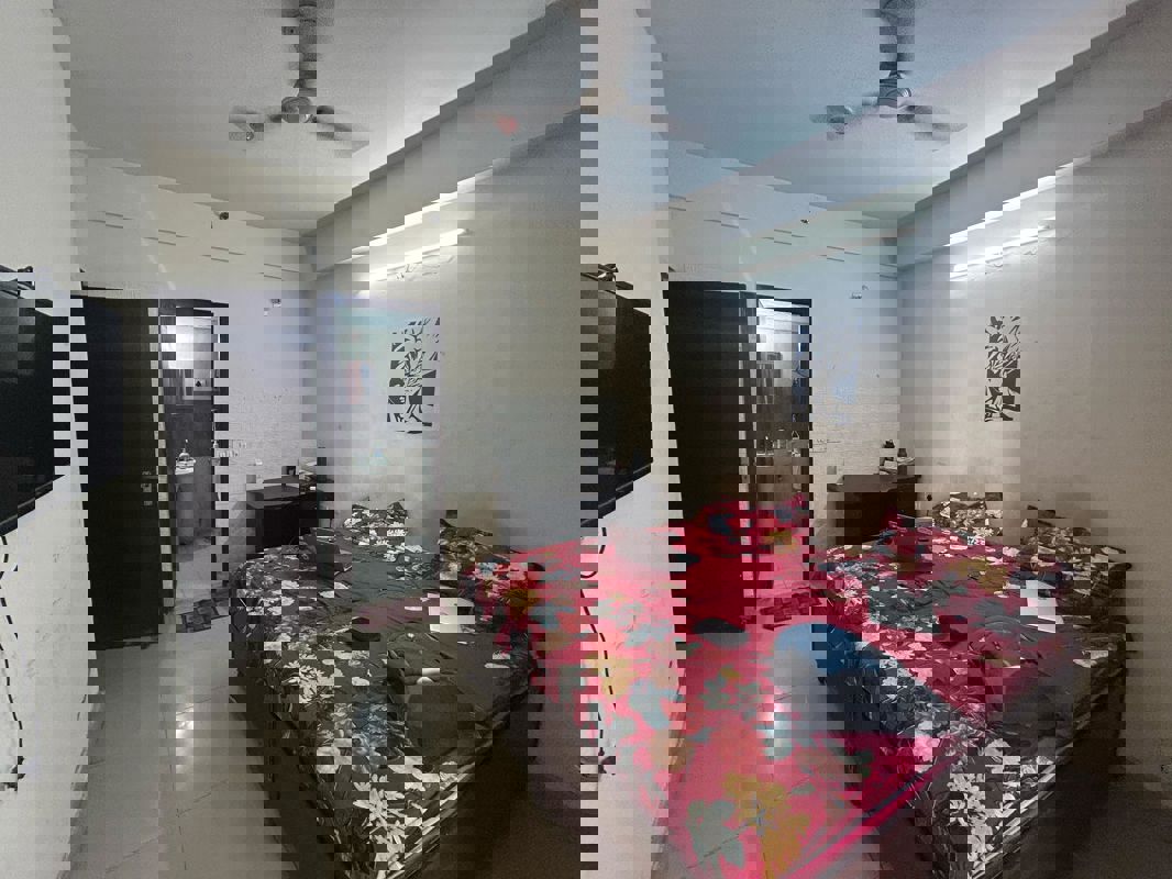 2 BHK 915 Sq.Ft. Apartment in Panchsheel Greens