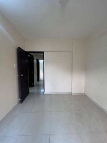 Room in 2 BHK Apartment at Andheri West – for Rent