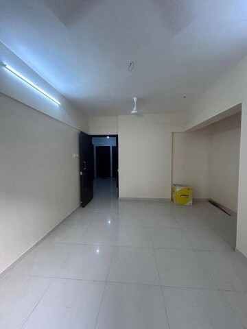 Room in 2 BHK Apartment at Andheri West – for Rent