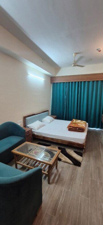 2 BHK Apartment For Rent in Gaur Yamuna City 16th Park View, Gaur Yamuna City