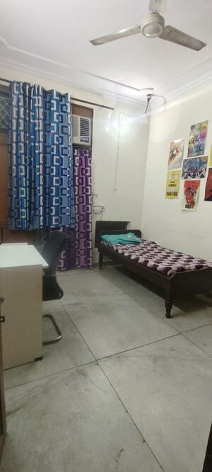 Bedroom in  Pg at Sector 31 – for Rent
