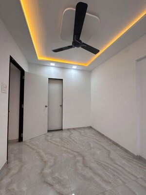 Room in 2 BHK Apartment at Andheri West – for Rent