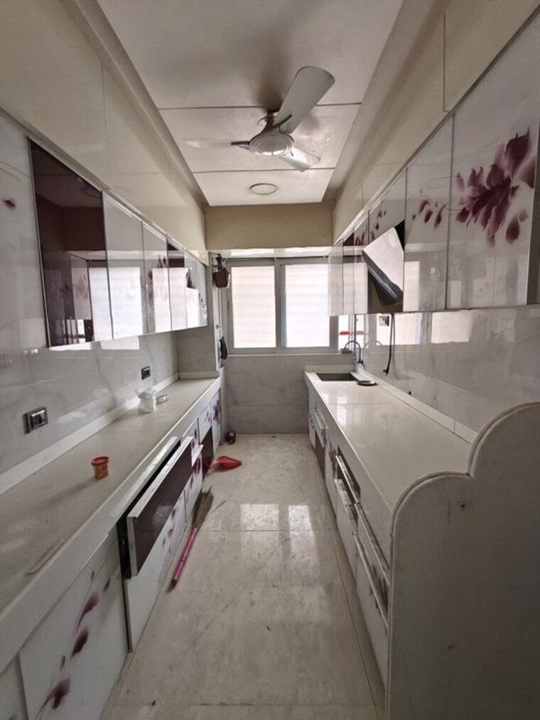 Kitchen, vashi sector 28 3 Bedroom 1200 Sq.Ft. Apartment In Vashi Sector 28 Navi Mumbai 10109741