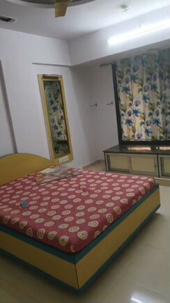 2 BHK Apartment For Rent in Mayuresh Srishti