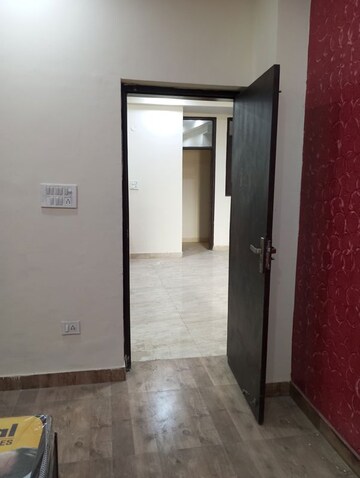 Building Lobby in 2 BHK Villa at Sector 56 – for Rent