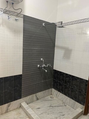 Bathroom in 2 BHK Independent House at Sector 33 – for Rent