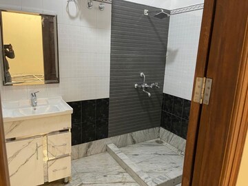 Kitchen in 4 BHK Independent House at Sector 21 – for Rent