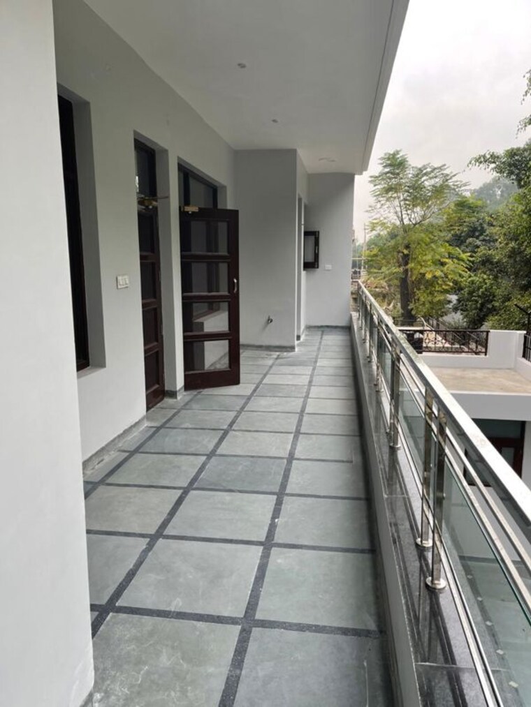Balcony, sector 21 4 Bedroom 3500 Sq.Ft. Independent House In Sector 21 Chandigarh 10109797