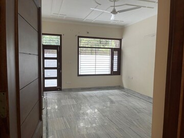 4 BHK Independent House For Rent in Sector 21