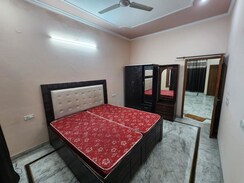 2 BHK Builder Floor For Rent in Sector 78