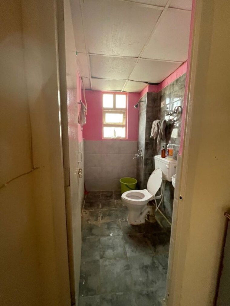 Bathroom, auric-city-homes 1 Bedroom 357 Sq.Ft. Apartment In Sector 82 Faridabad 10109824