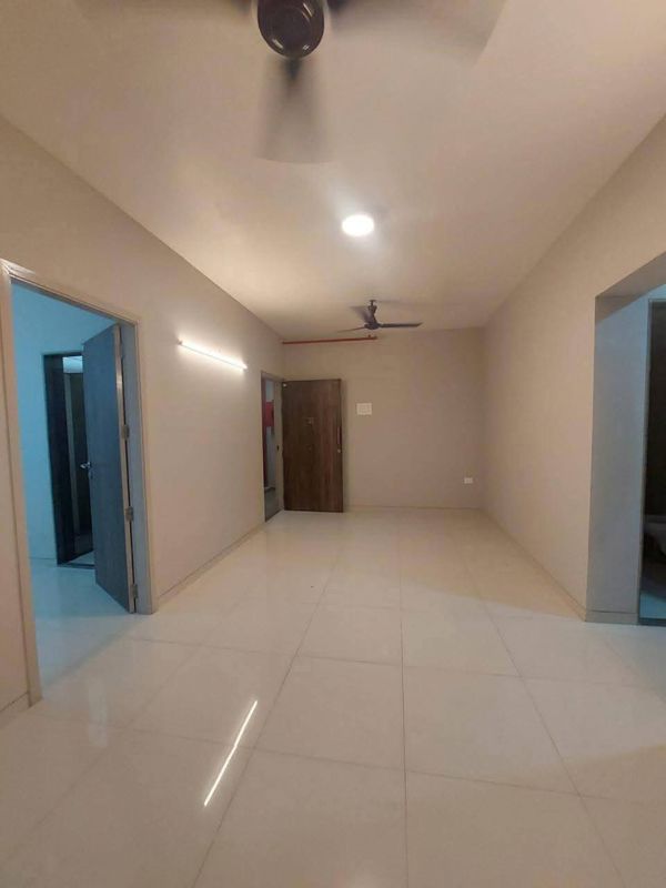1 BHK 645 Sq.Ft. Apartment in Harasiddh Viraaj