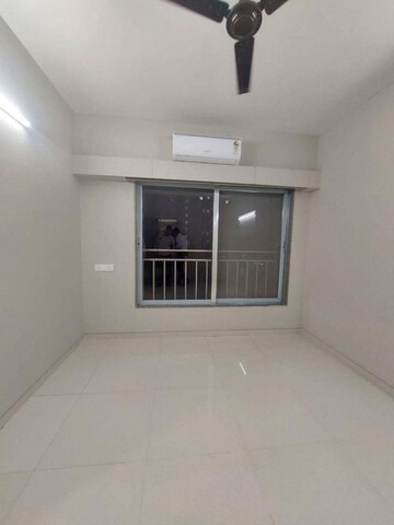 Room in 1 BHK Apartment at Harasiddh Viraaj, Malad East – for Rent