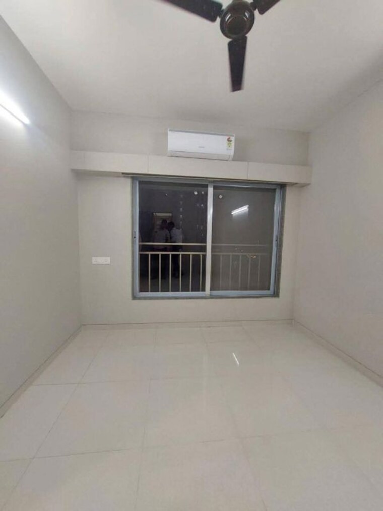 Room, harasiddh-viraaj 1 Bedroom 645 Sq.Ft. Apartment In Malad East Mumbai 10109846