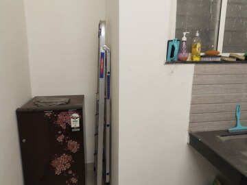 Furnished Amenities in 2 BHK Apartment at Veer Bharat Society, Bhawani Peth – for Rent