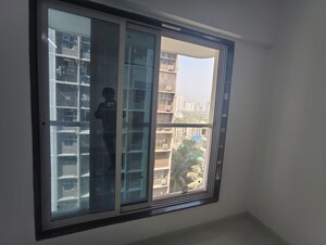 Room in 1 BHK Apartment at Reliable Unique Shine, Vikhroli East – for Rent