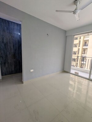 Room in 2 BHK Apartment at Aditya Celebrity Homes, Sector 76 – for Rent
