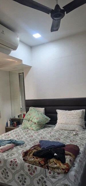 Room in 1 BHK Apartment at Gandharv Darshan, Lower Parel – for Rent