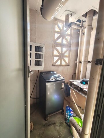 Furnished Amenities in 2 BHK Apartment at Hiranandani Woodville, Ghodbunder Road – for Rent