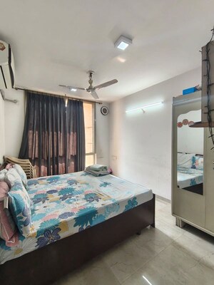 Bedroom in 2 BHK Apartment at Hiranandani Woodville, Ghodbunder Road – for Rent