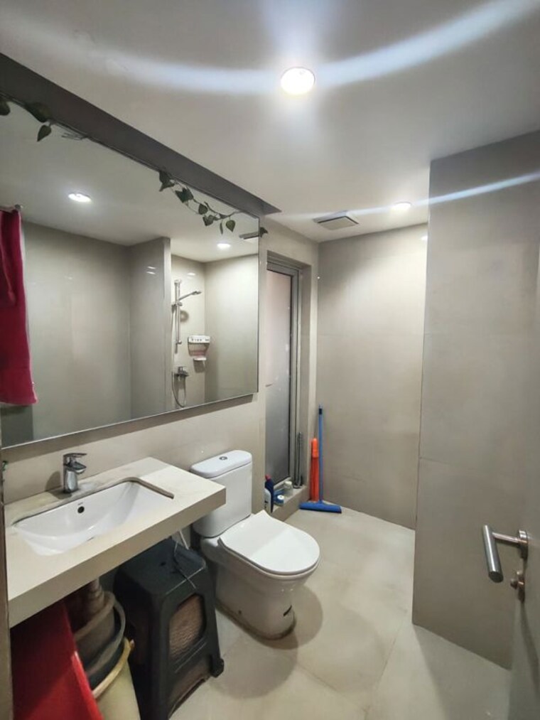 Master Bedroom, hiranandani-woodville 2 Bedroom 1040 Sq.Ft. Apartment In Ghodbunder Road Thane 10109949