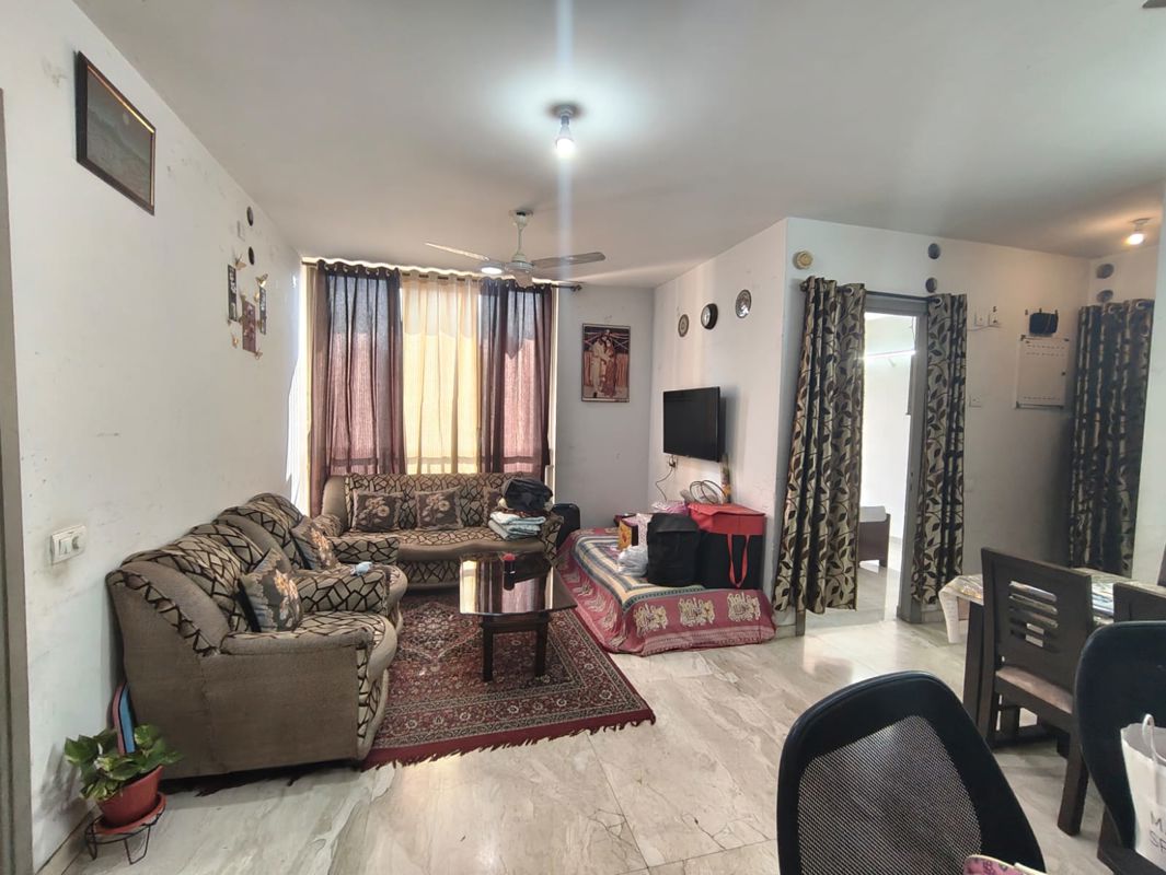 2 BHK + Pooja Room Apartment For Rent in Hiranandani Woodville