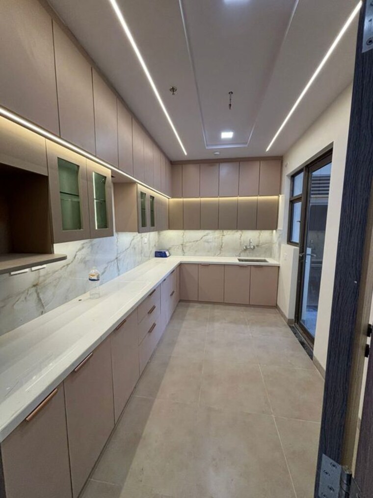 Kitchen, ansals-celebrity-greens 3.5 Bedroom 2015 Sq.Ft. Apartment In Sushant Golf City Lucknow 10109956