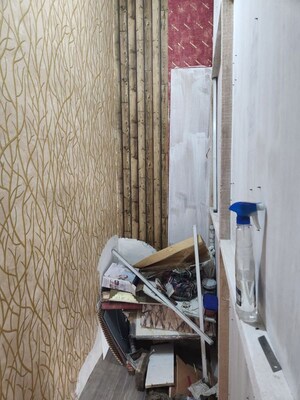 Furnished Amenities in  Shop at Chilla – for Rent