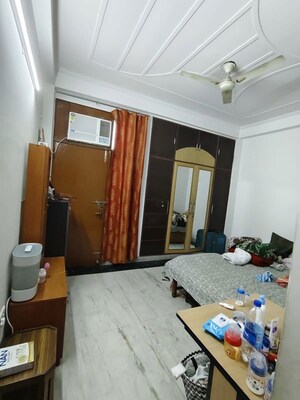 Bedroom in 2 BHK Apartment at Antriksh Golf View, Sector 78 – for Rent