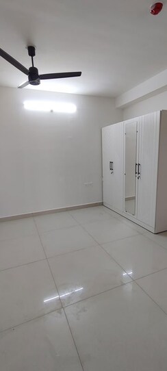 3 BHK Apartment For Rent in INDIS Viva City
