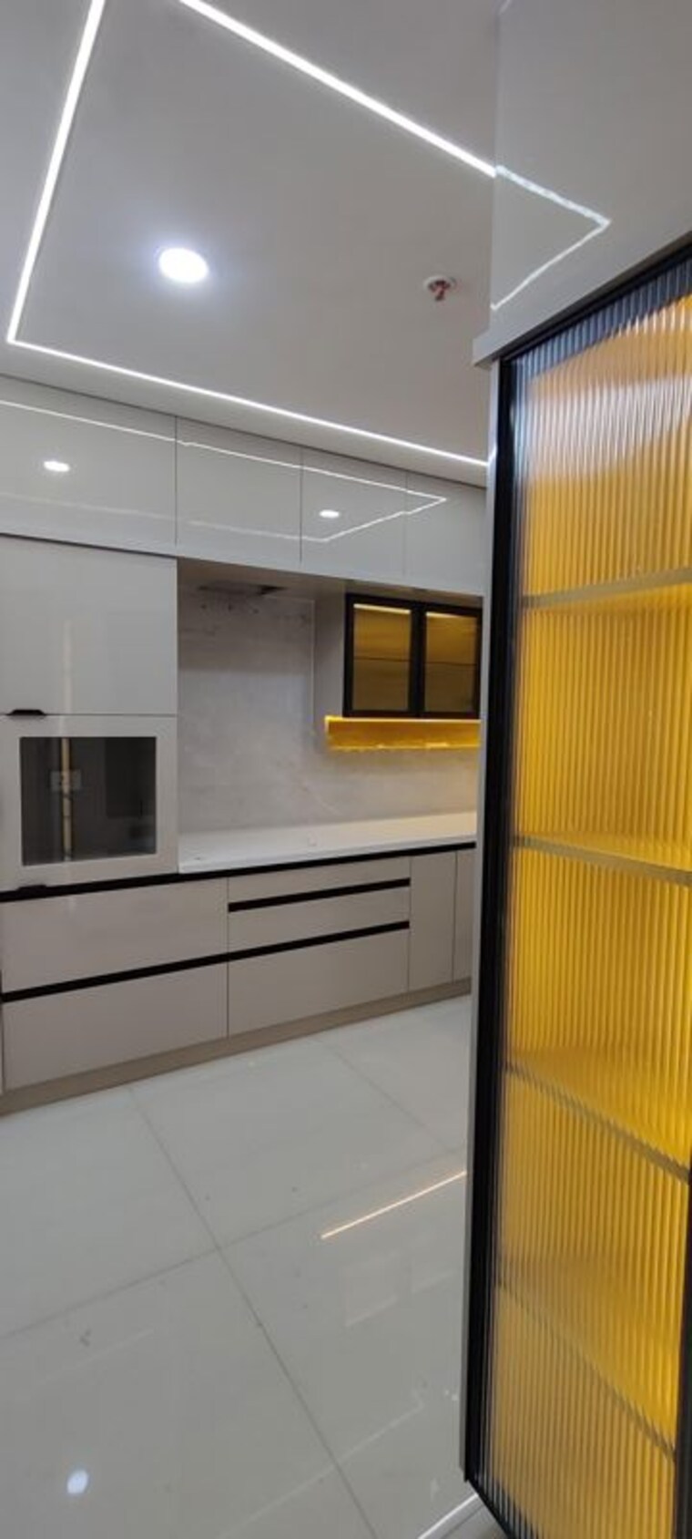 Kitchen, indis-viva-city 3 Bedroom 2631 Sq.Ft. Apartment In Kondapur Hyderabad 10109986