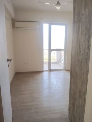 Room in 3 BHK Apartment at Adani Samsara Ivana, Sector 63 – for Rent