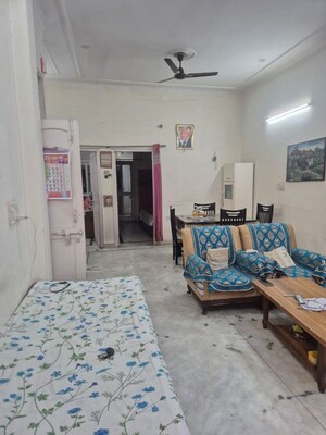 Bedroom in 3 BHK Builder Floor at Sector 9 – for Rent