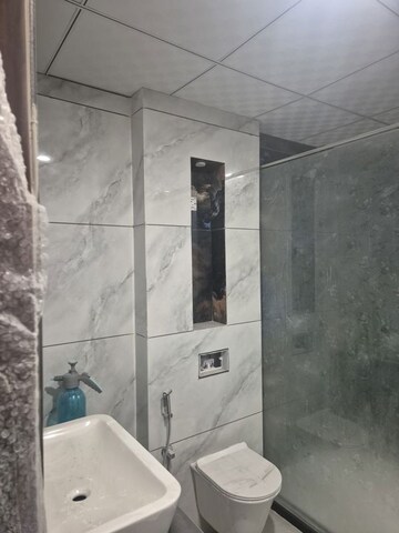 3 BHK Builder Floor For Rent in Sector 4