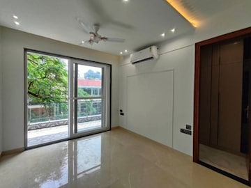 Room in 3 BHK Apartment at M3M Sky City, Sector 65 – for Rent