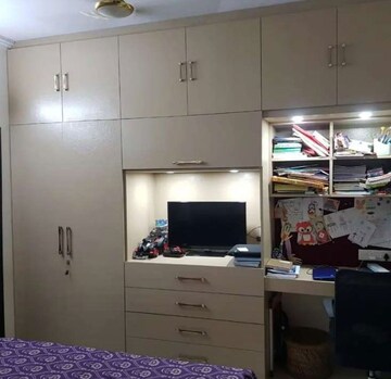 Room in 3 BHK Apartment at SAS Shalimar Grand, Butler Colony – for Sale