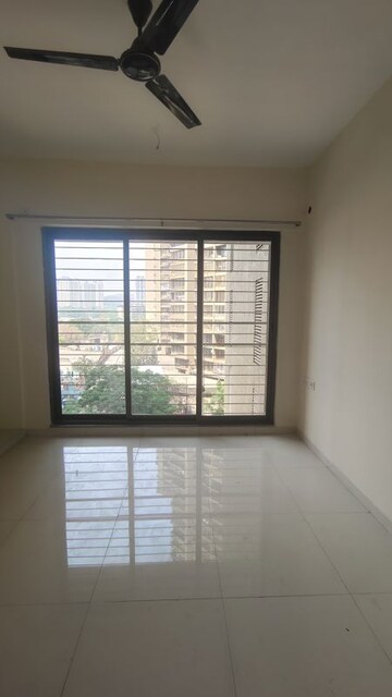 Room in 2 BHK Apartment at Acme Ozone, Manpada – for Rent
